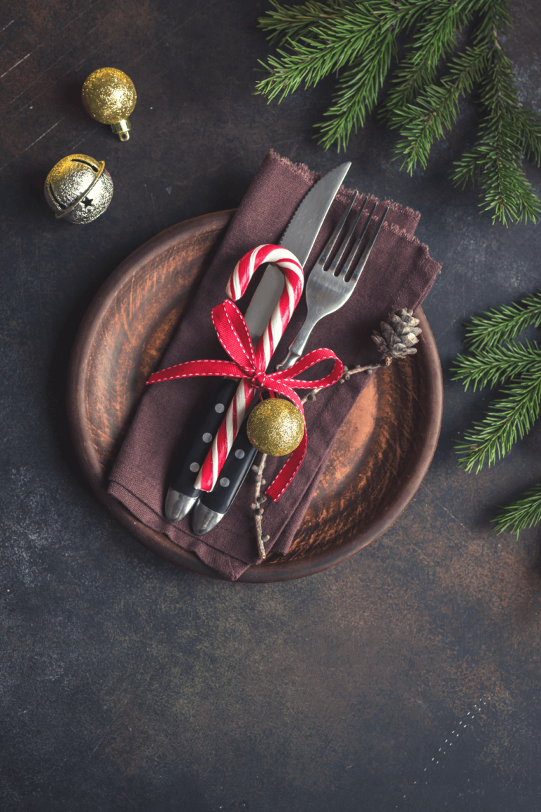 rustic christmas tablescape essentials