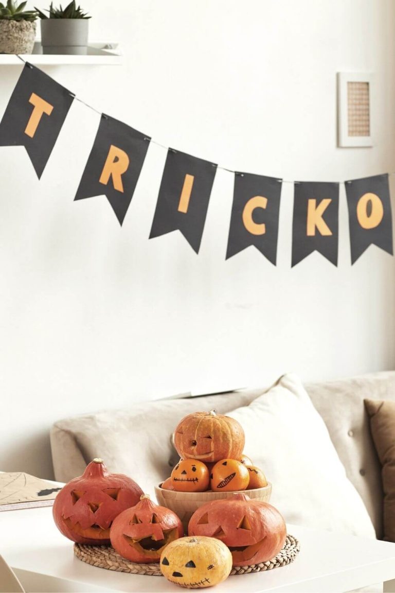 halloween decor for apartments