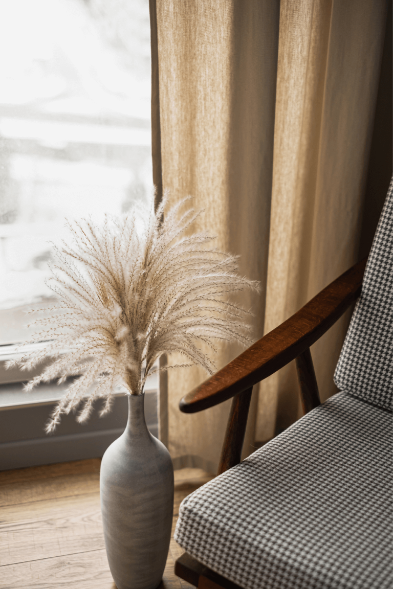 what to put in corner of living room