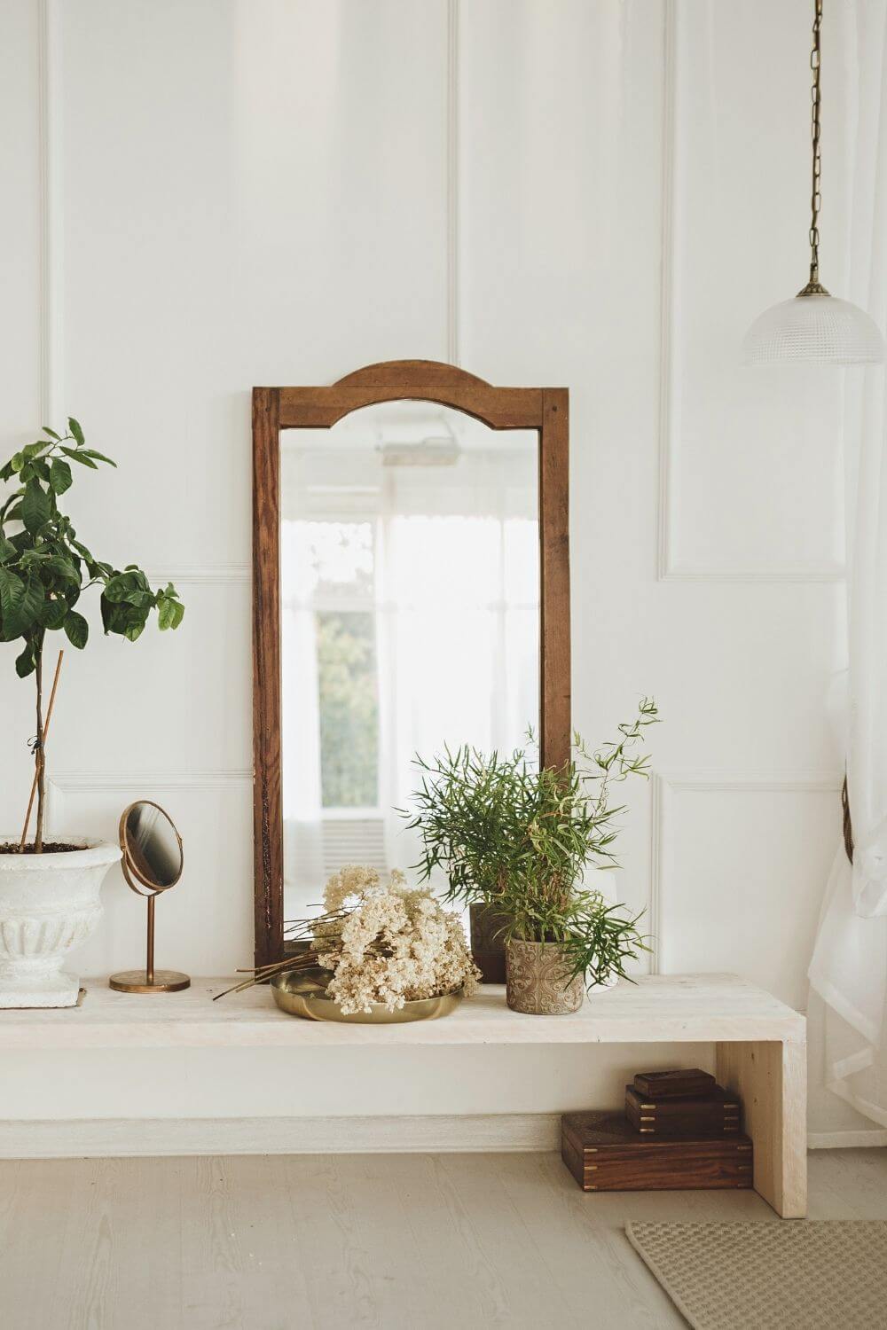 trendy apartment decor with neutrals