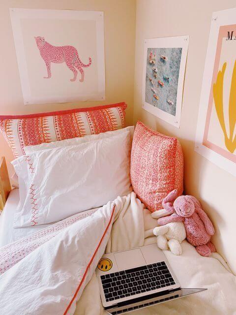 preppy college dorm