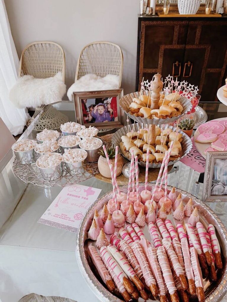 pink food theme