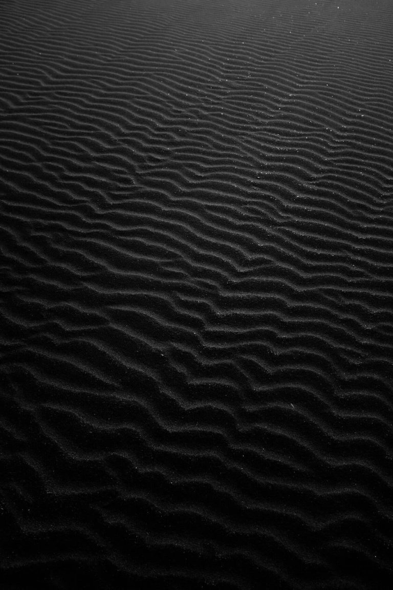 cool black wallpaper