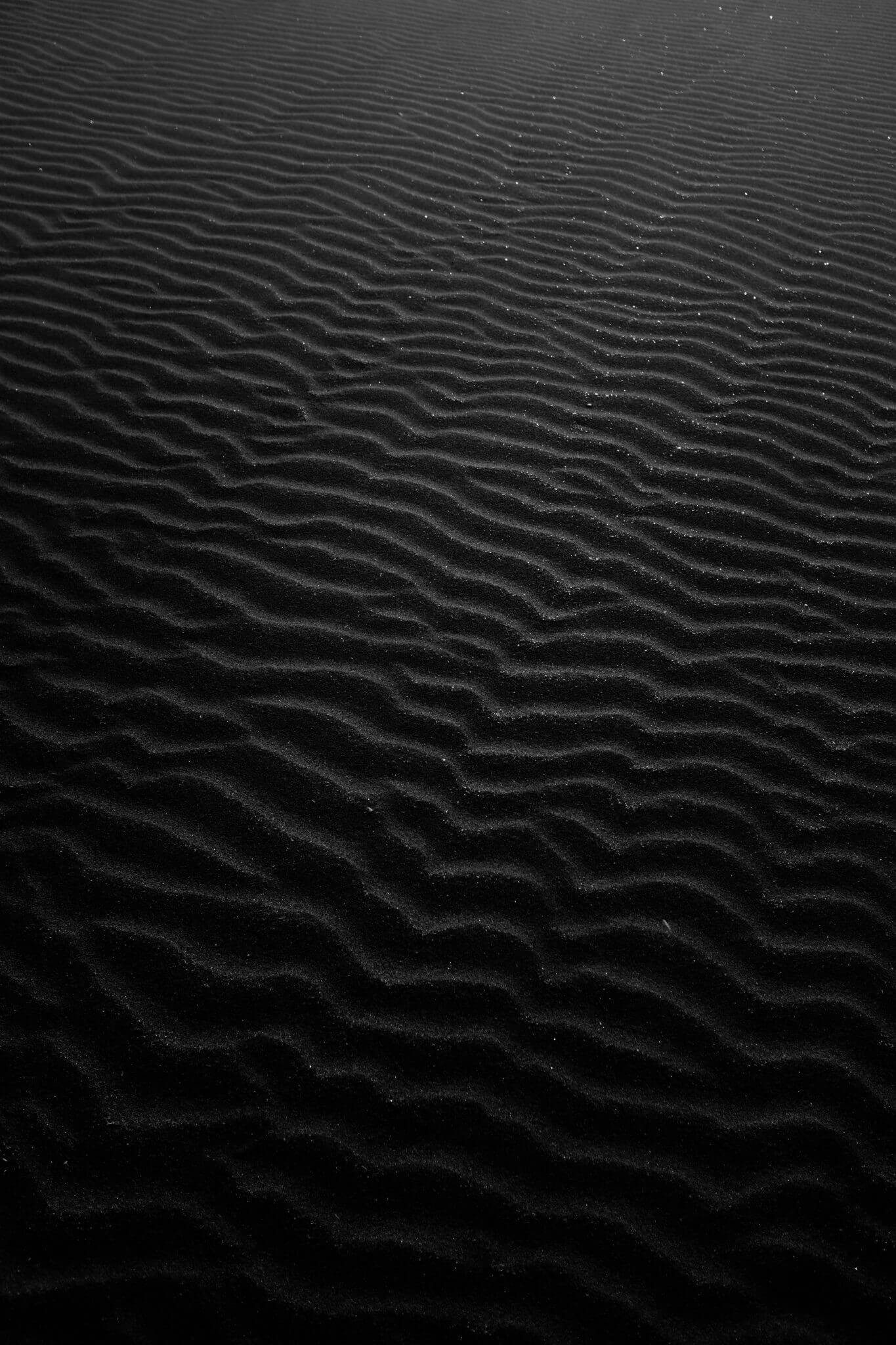 cool black wallpaper