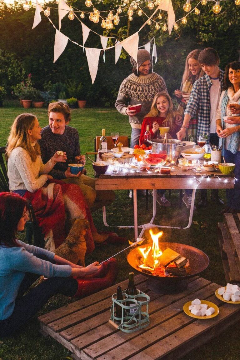 outdoor backyard graduation party ideas