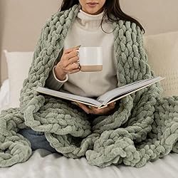 chunky knit blanket sage