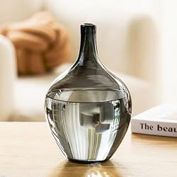 black clear vase