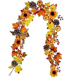 fall garland with pumpkins