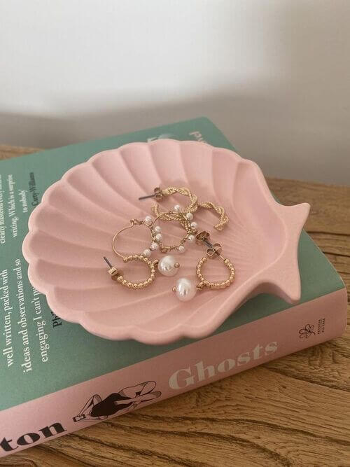 pastel decorations for room