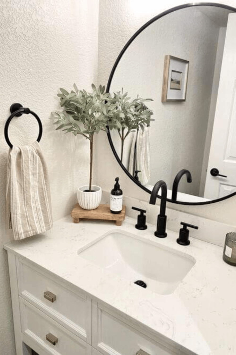 bathroom counter decor ideas