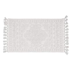 white woven shower rug