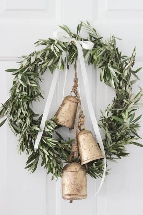 outdoor christmas wreaths