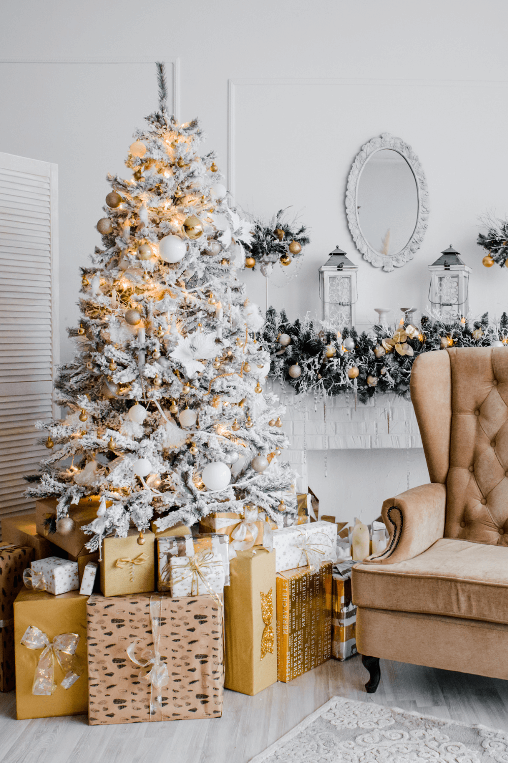 how to decorate a small living room for christmas