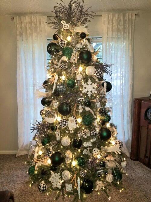 green and buffalo check christmas tree decor