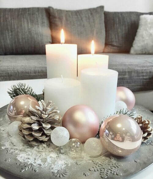 christmas decor for coffee tables
