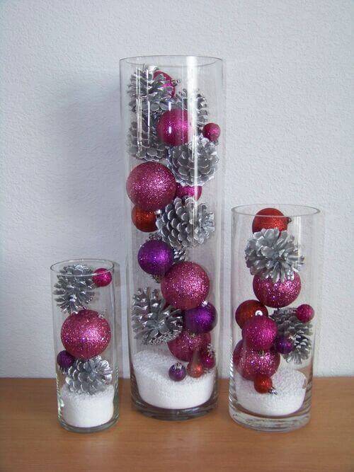 centerpieces with cylinder vases