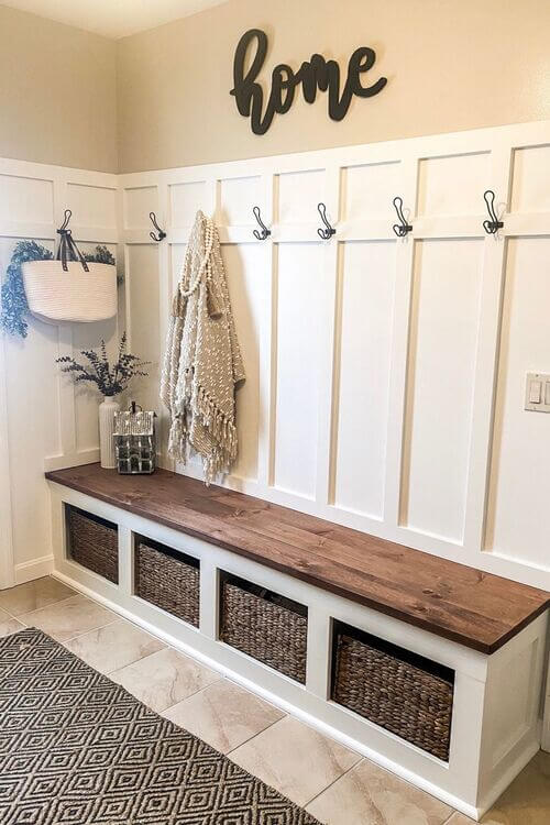 simple mudroom