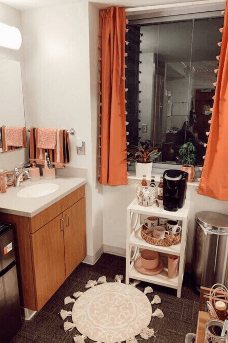 dorm bathroom ideas