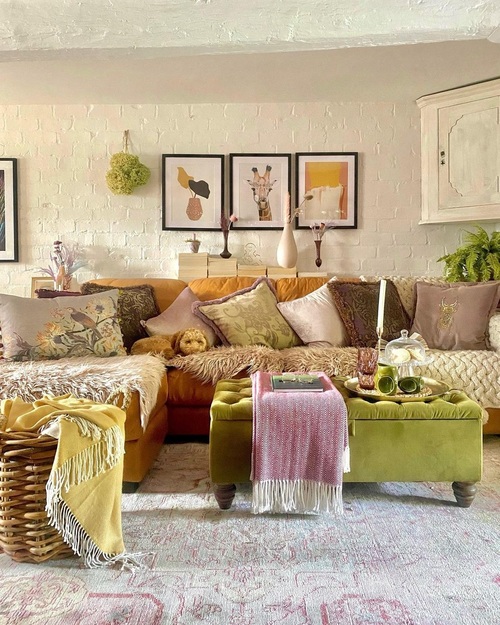 cozy apartments with pillows and blankets