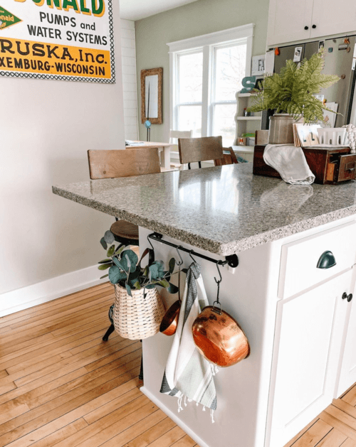 spring kitchen decor