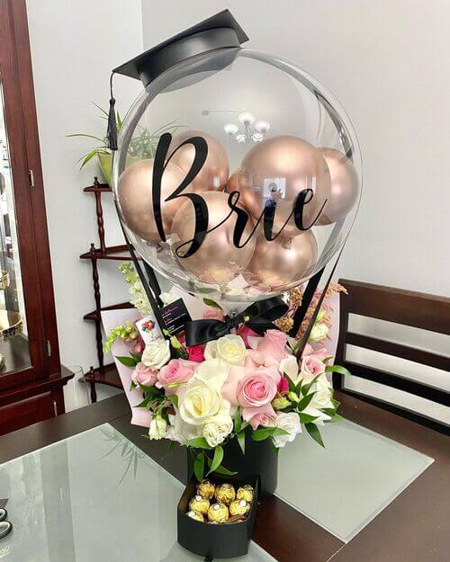 graduation centerpiece with balloon