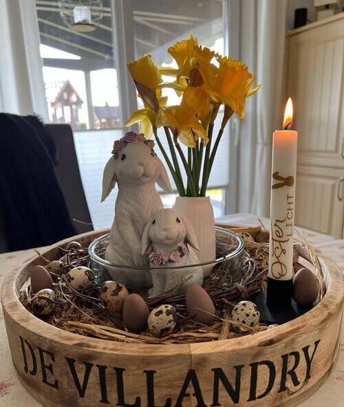 cute easter table decor