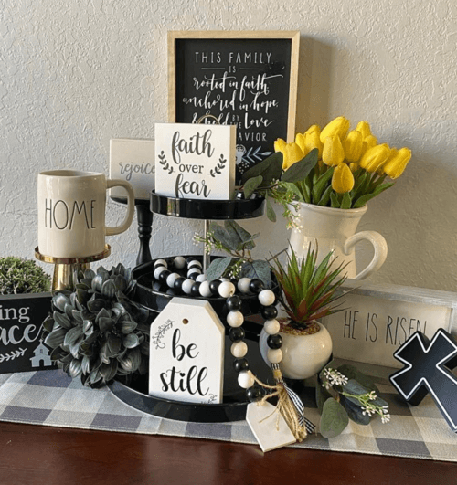 tray decor seasonal