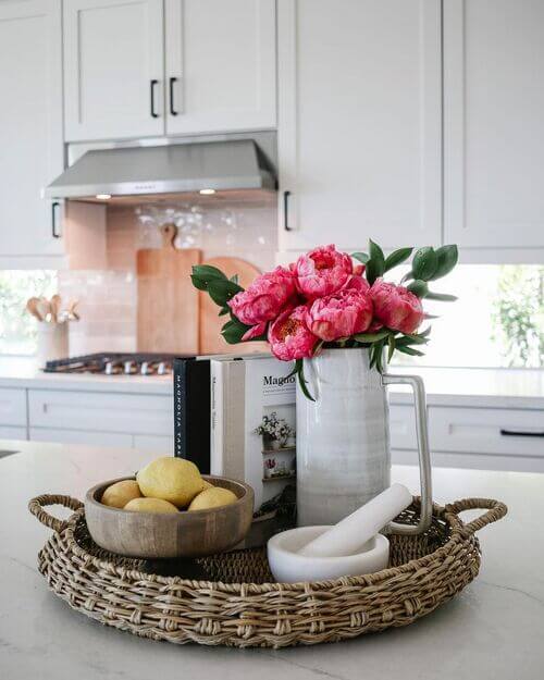 kitchen-island-decor-tray-ideas9