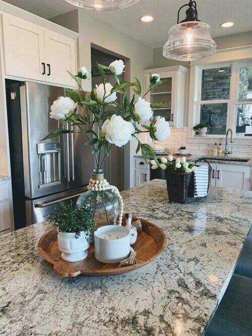 kitchen-island-decor-tray-ideas1