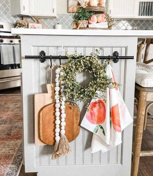 kitchen-island-decor-tray-ideas11