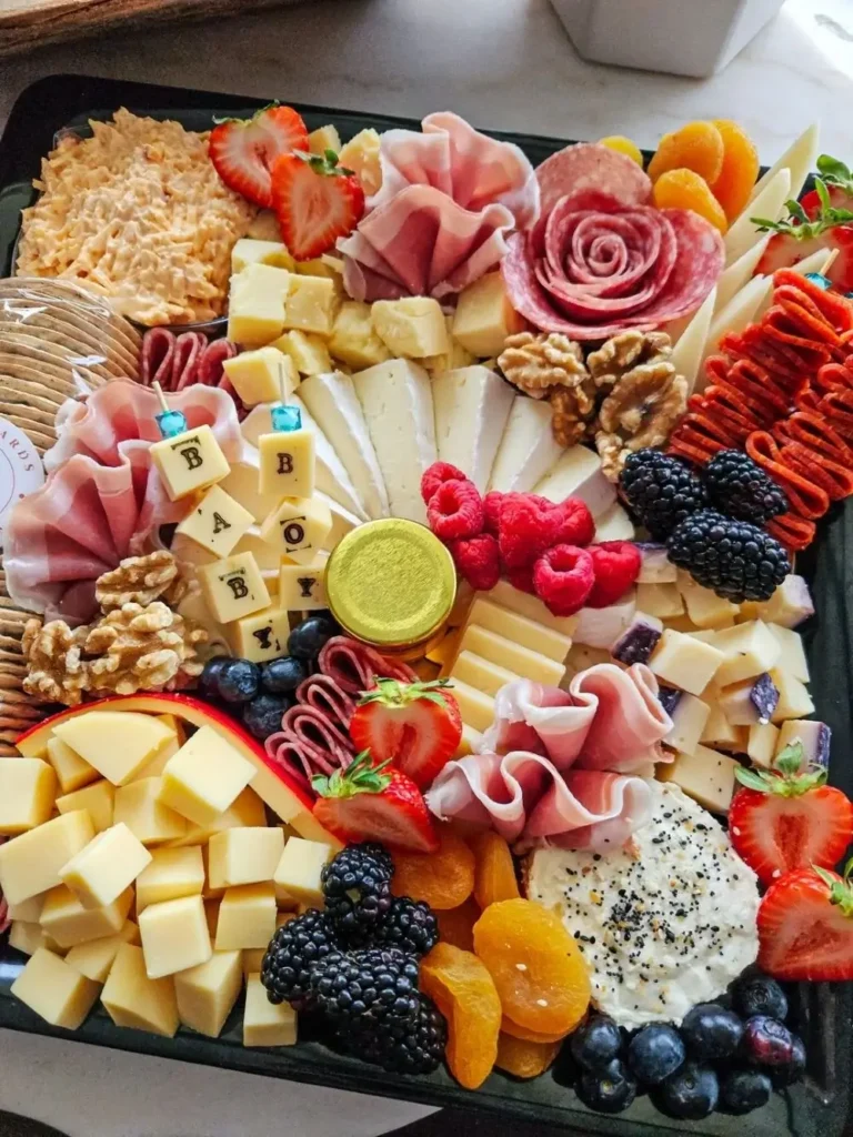 18+ Baby Shower Bites So Cute Guests Won’t Know Whether to Eat Them or Instagram Them