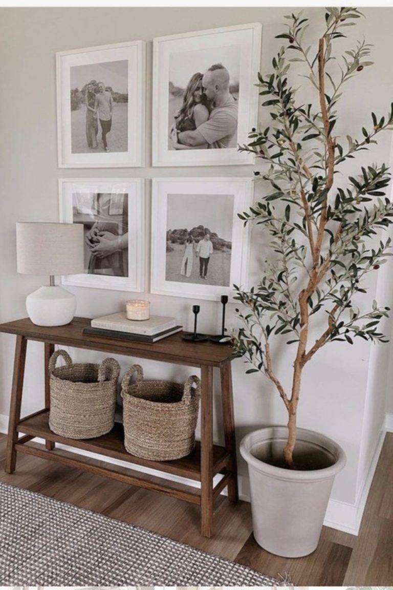 25 Console Table Styling Ideas That Instantly Elevate Your Space